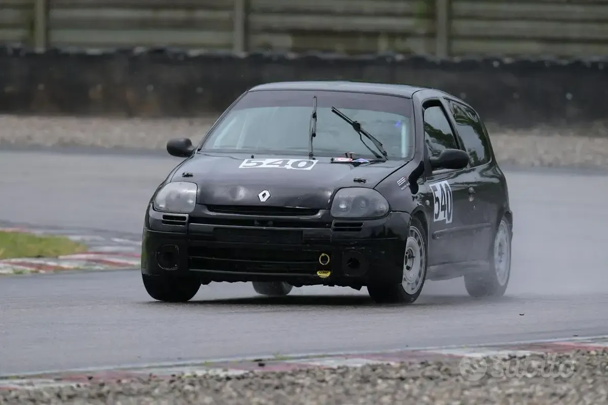 Usata Renault Clio R.S. 169 CV (124 kW) 2000 Berlina