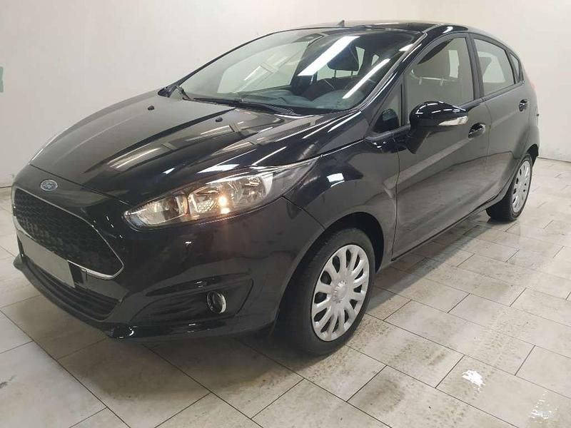 Usata Ford Fiesta 80 CV (58 kW) 2016 Nero Utilitaria