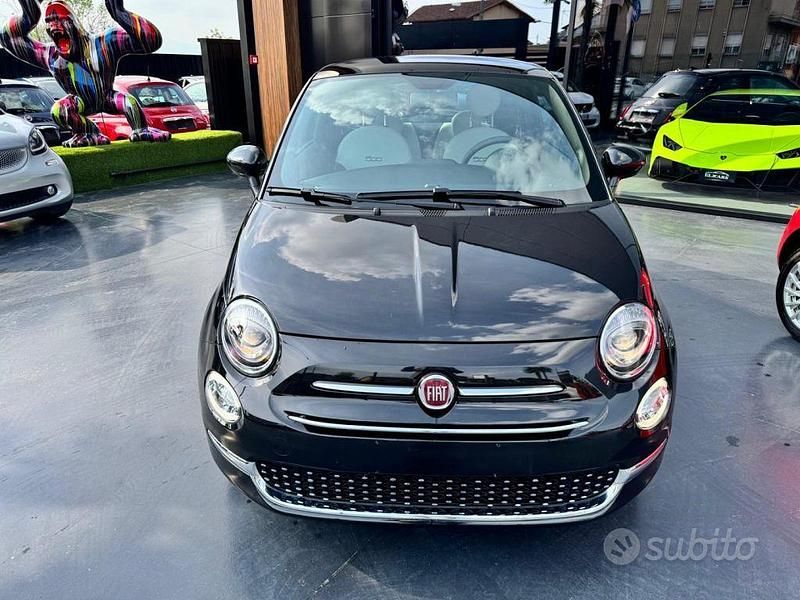 Usata Fiat 500 Dolcevita 69 CV (50 kW) 2023 Nero metallizzato Utilitaria