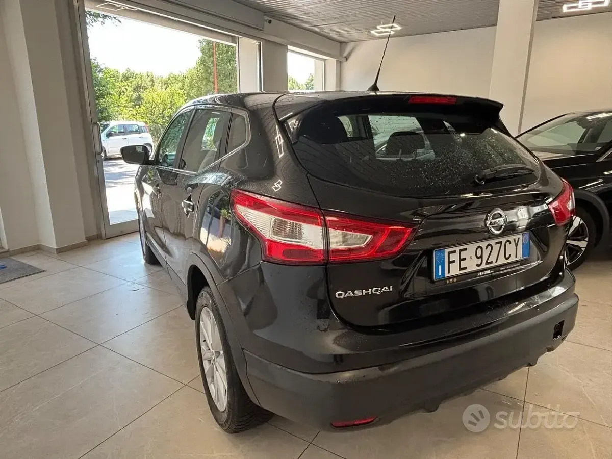 Usata Nissan Qashqai Visia 131 CV (96 kW) 2017 Nero SUV