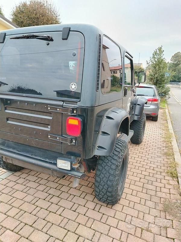 Usata Jeep Wrangler 118 CV (86 kW) 1998 SUV