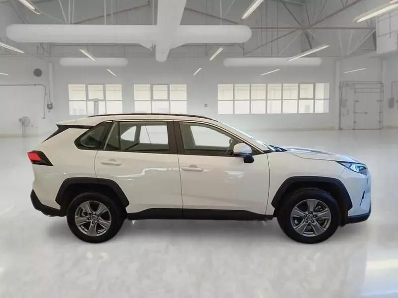 Usata Toyota RAV4 Hybrid Business Edition 178 CV (130 kW) 2022 SUV