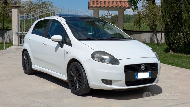Bianco Usata 2008 Fiat Grande Punto Sport Due volumi | 3700 € (Cara) - Immagine 1/4
