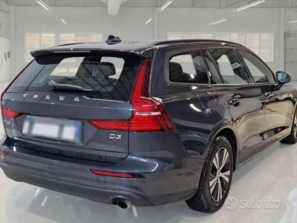 Usata Volvo V60 Business Edition 150 CV (110 kW) 2019 Grigio Station wagon