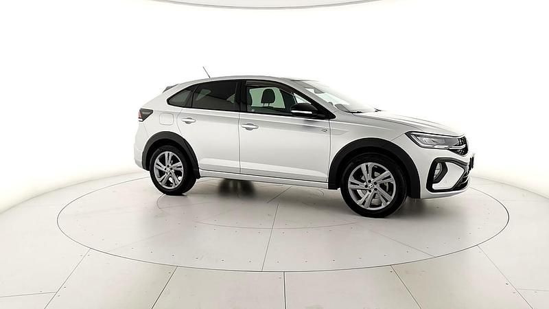 Usata VW Taigo R-line 116 CV (85 kW) 2024 Argento SUV