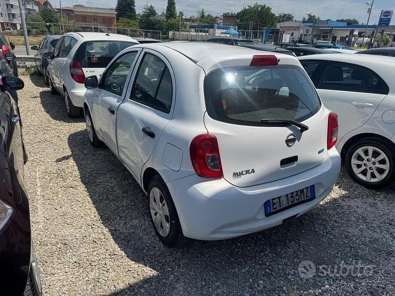 Usata Nissan Micra Visia 80 CV (58 kW) 2014 Bianco Utilitaria
