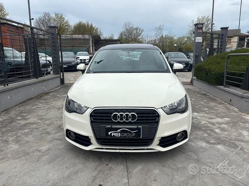 Usata Audi A1 Ambition 105 CV (77 kW) 2011 Bianco Utilitaria