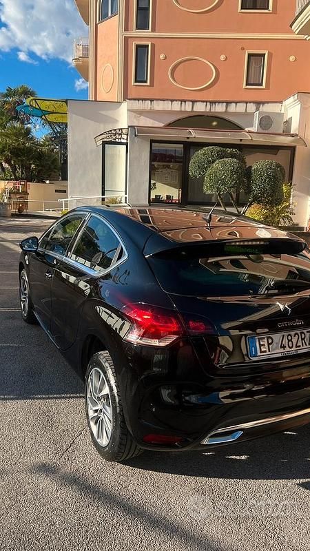 Usata Citroën DS4 114 CV (83 kW) 2013 Nero Utilitaria