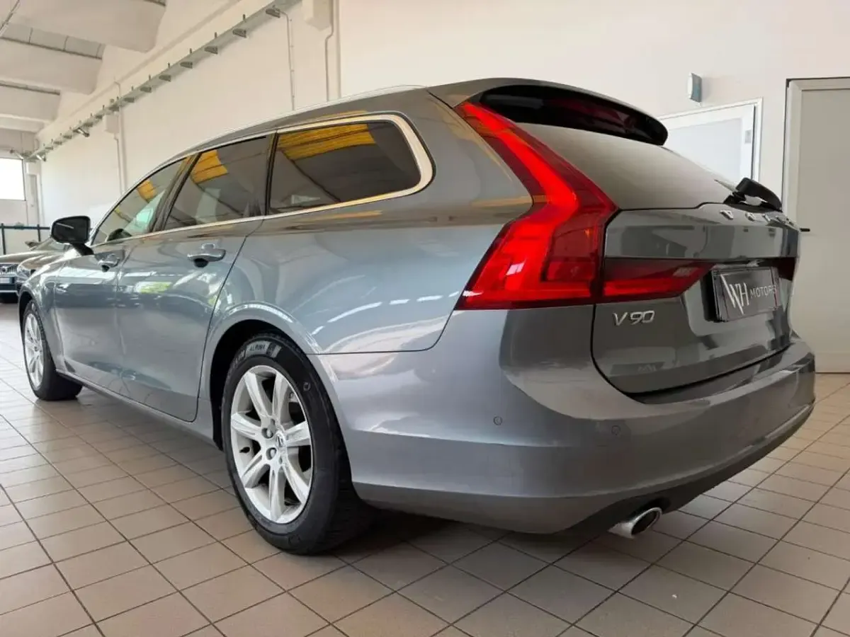 Usata Volvo V90 190 CV (139 kW) 2017 Grigio Station wagon