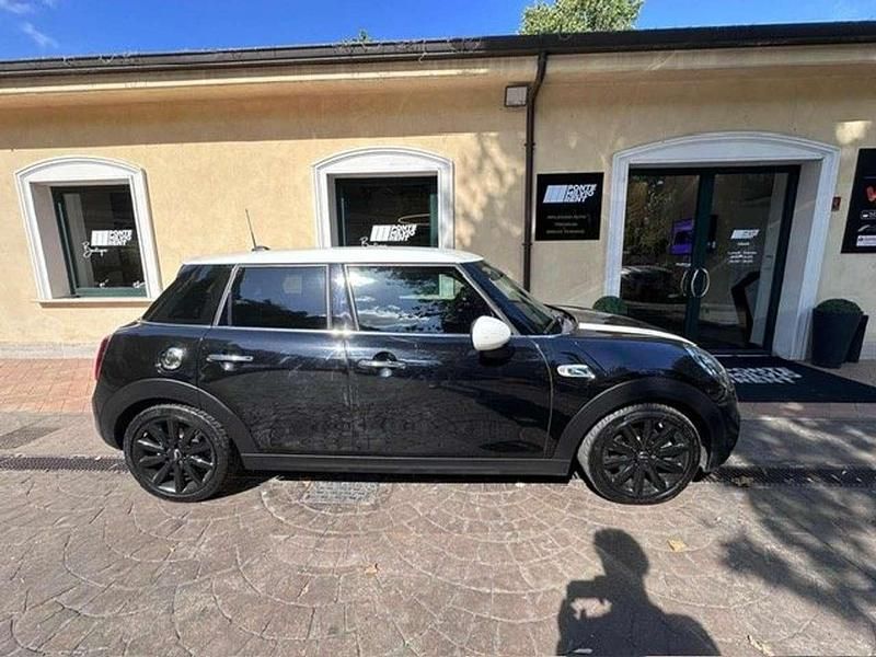 Usata Mini Cooper SD Hype 170 CV (125 kW) 2020 Nero Utilitaria