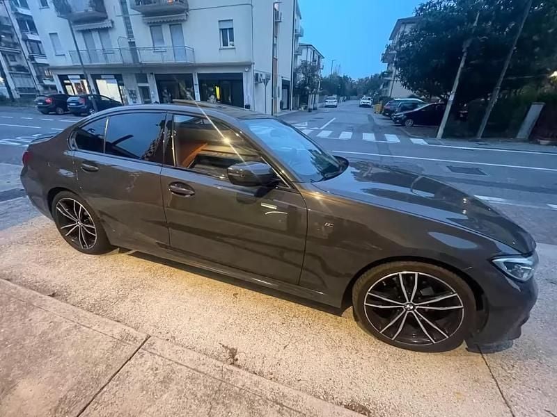 Usata BMW 320 M Sport 190 CV (139 kW) 2021 Grigio Berlina