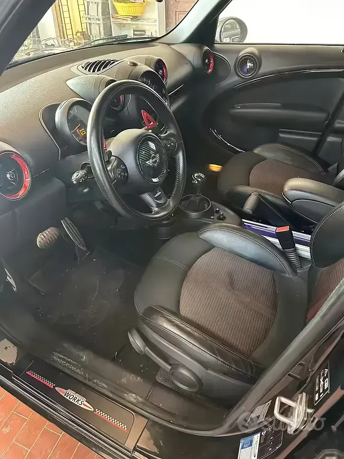 Usata Mini Countryman 143 CV (105 kW) 2015 Nero SUV