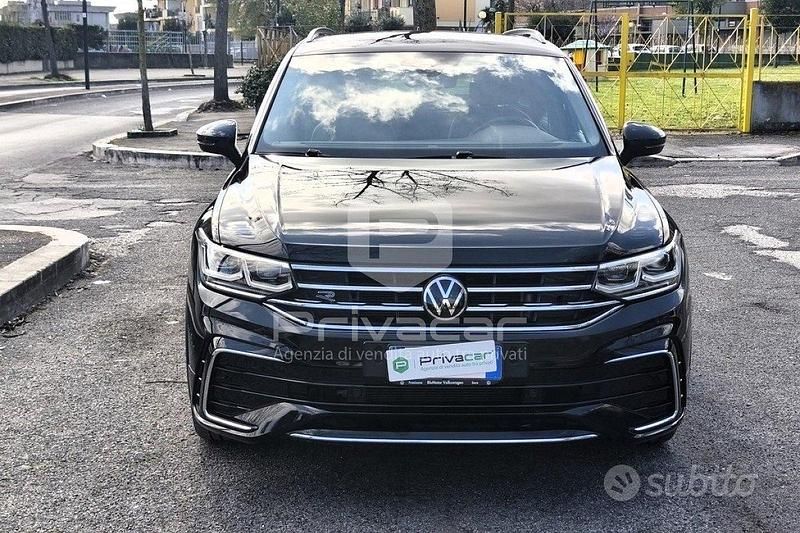 Usata VW Tiguan R-line 150 CV (110 kW) 2023 Nero SUV