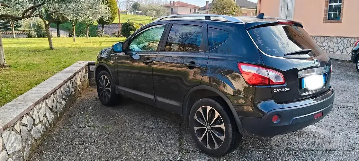 Usata Nissan Qashqai Tekna 110 CV (80 kW) 2011 Nero SUV