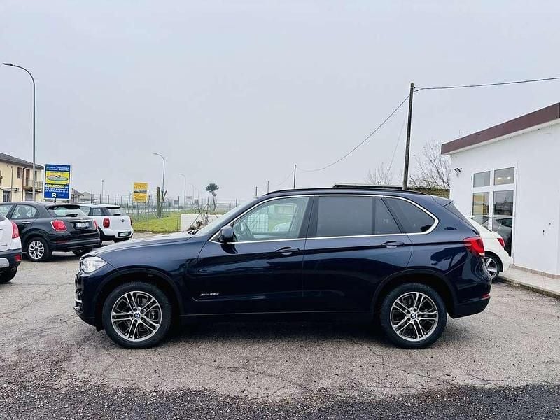 Usata BMW X5 Luxury Line 218 CV (160 kW) 2014 Blu/azzurro SUV