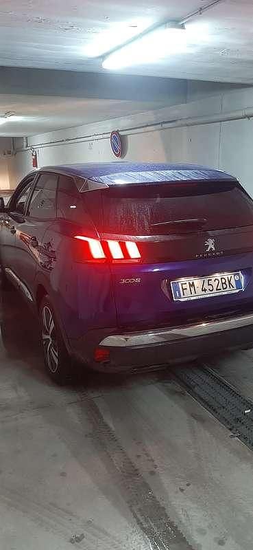 Usata Peugeot 3008 Active 120 CV (88 kW) 2017 Blu/azzurro SUV