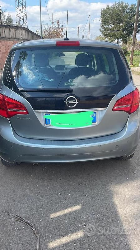 Usata Opel Meriva 120 CV (88 kW) 2014 Grigio Monovolume