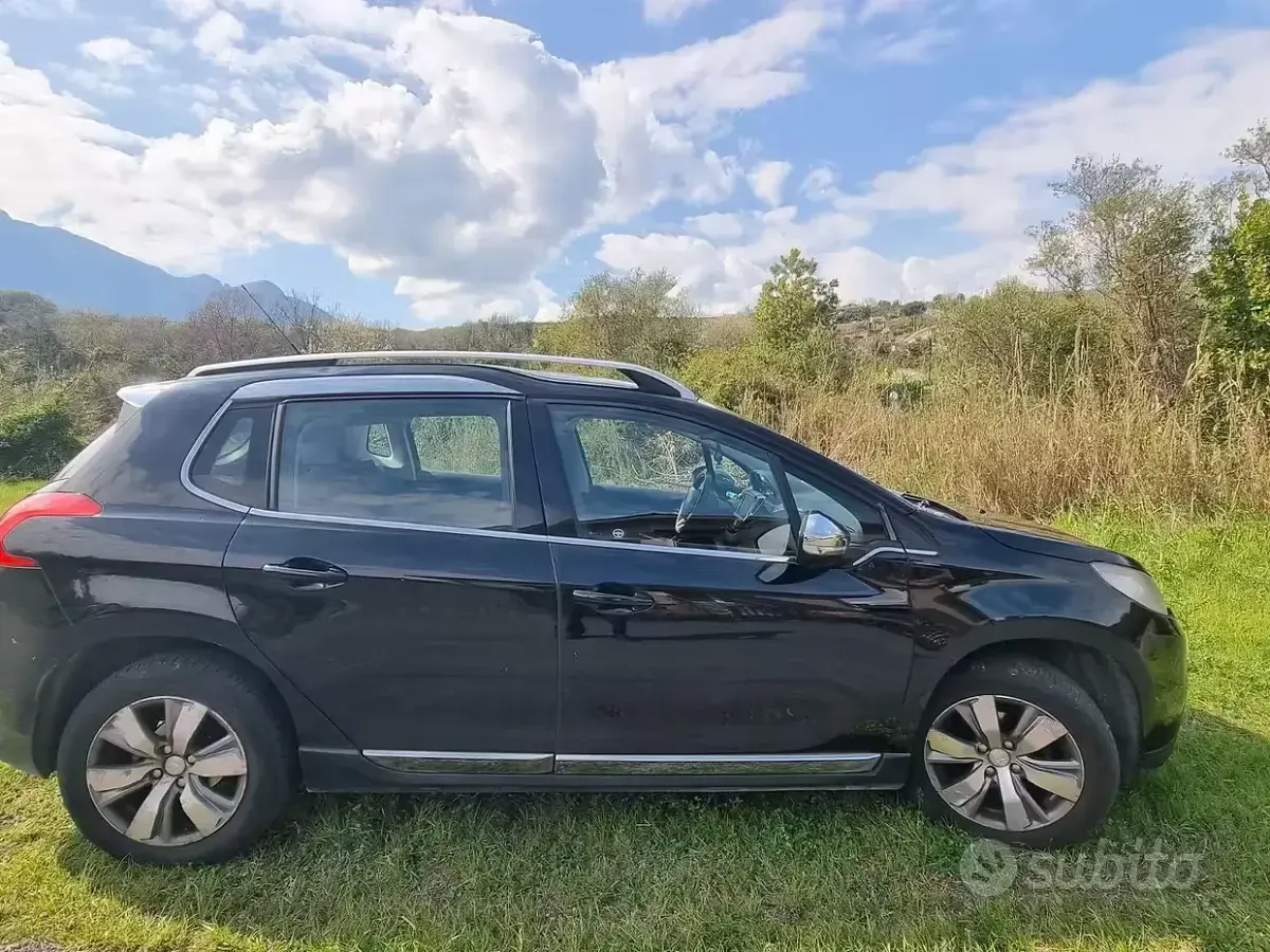 Usata Peugeot 2008 Allure 92 CV (67 kW) 2013 Nero SUV