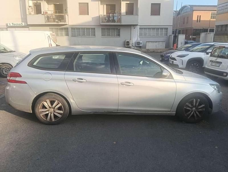 Usata Peugeot 308 Access 92 CV (67 kW) 2015 Argento Station wagon