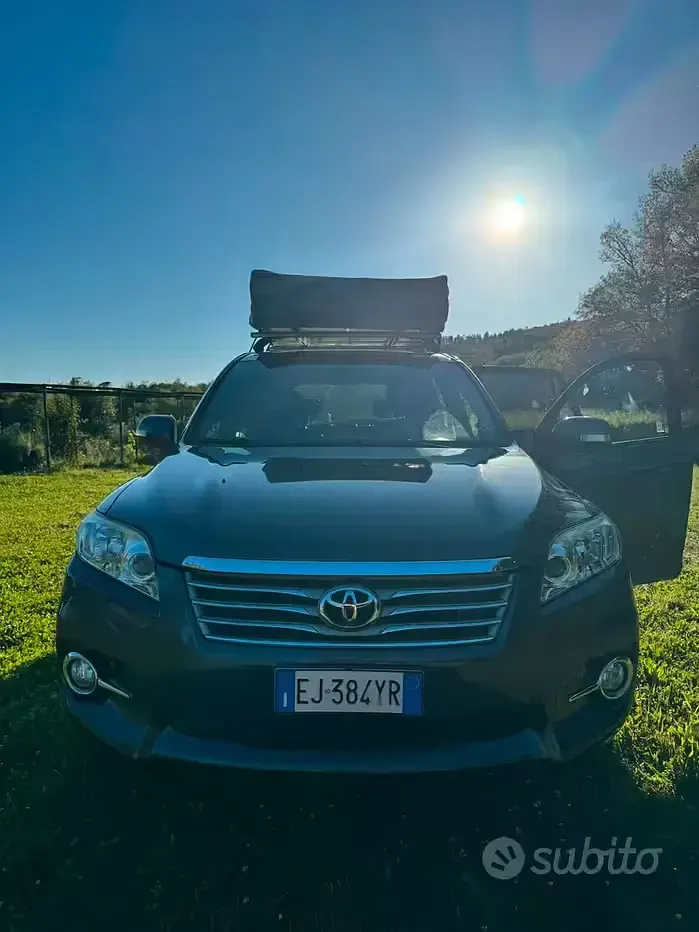 Usata Toyota RAV4 150 CV (110 kW) 2011 Grigio SUV