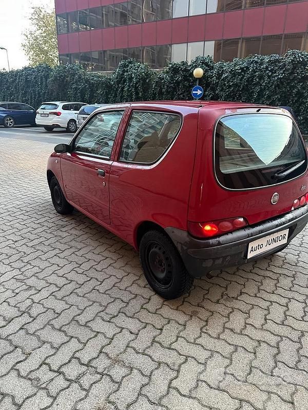 Usata Fiat 600 Active 54 CV (39 kW) 2008 Rosso Berlina