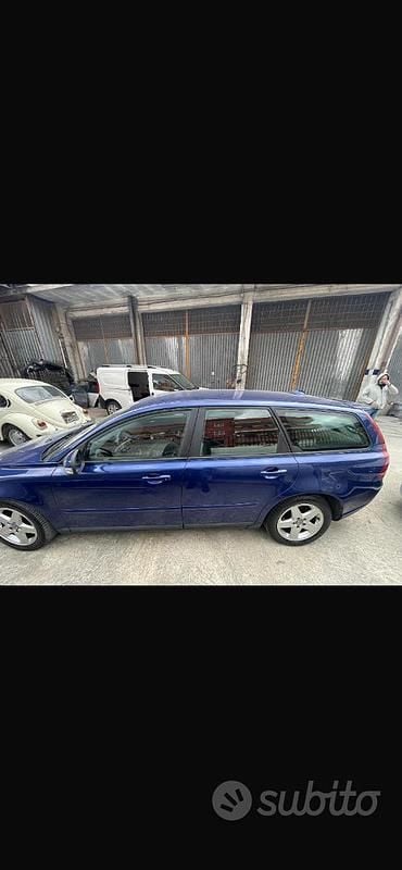 Usata Volvo V50 115 CV (84 kW) 2010 Blu Station wagon