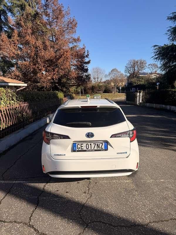Usata Toyota Corolla 98 CV (72 kW) 2021 Station wagon