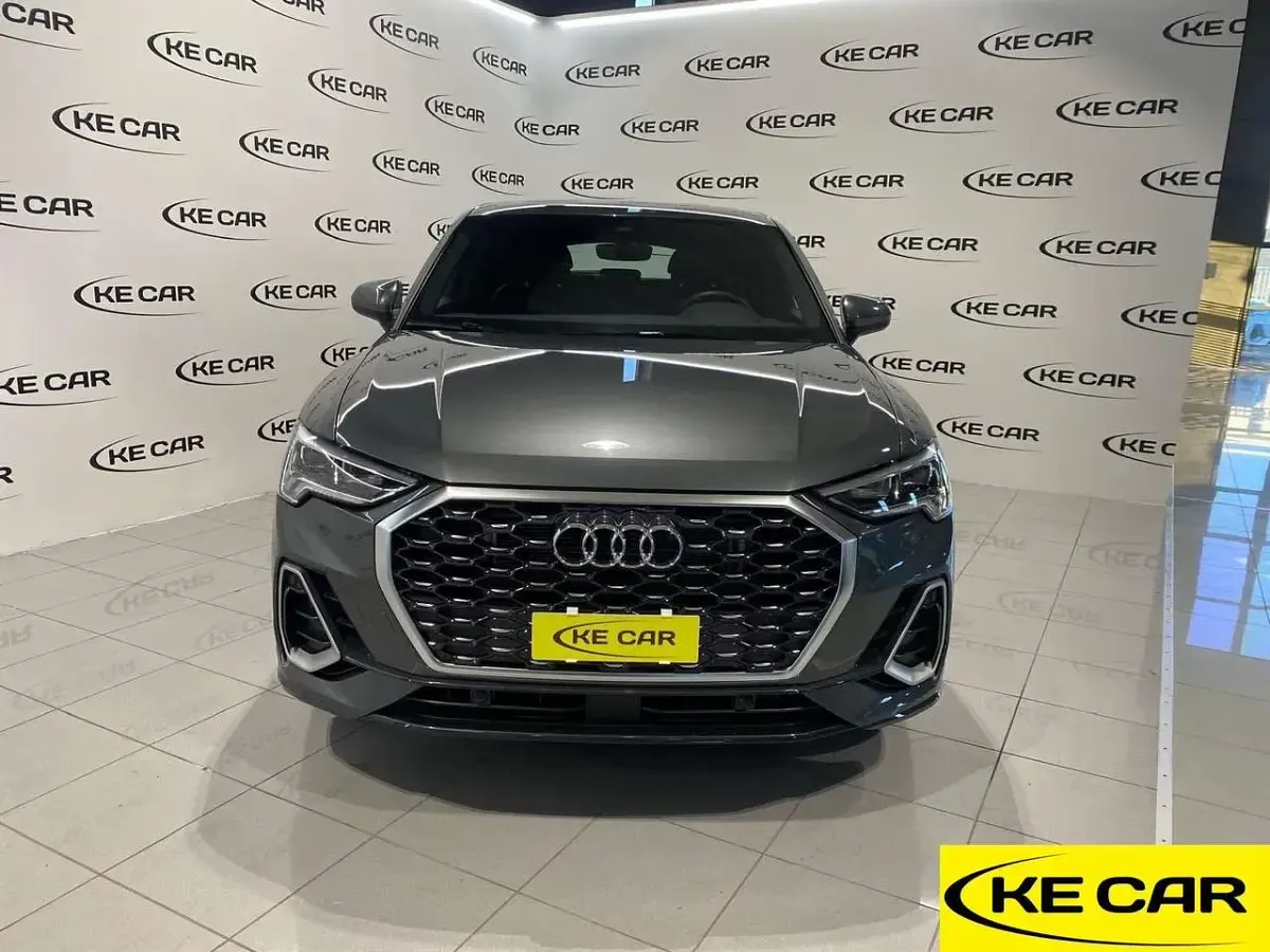 Usata Audi Q3 Sportback S-Line 150 CV (110 kW) 2024 Grigio SUV