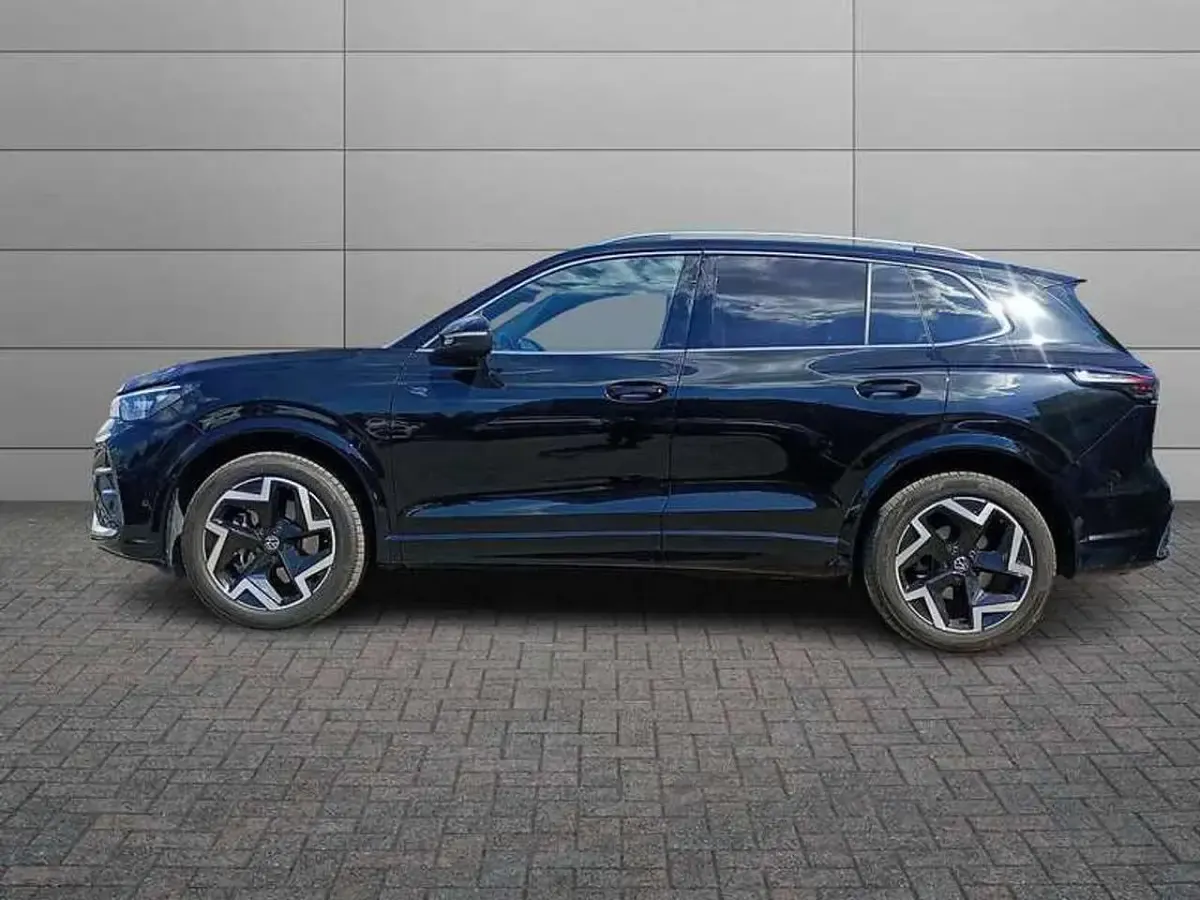 Usata VW Tiguan R-line 150 CV (110 kW) 2025 Other SUV