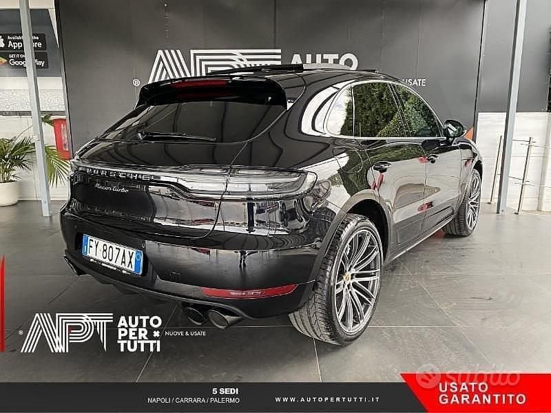Usata Porsche Macan Turbo 441 CV (324 kW) 2020 Nero SUV