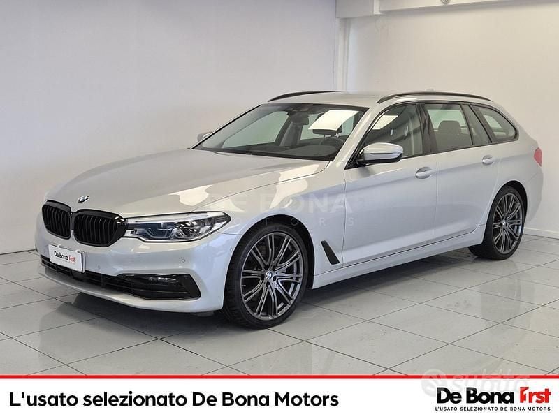 Usata BMW 540 Luxury Line 320 CV (235 kW) 2019 Grigio Station wagon