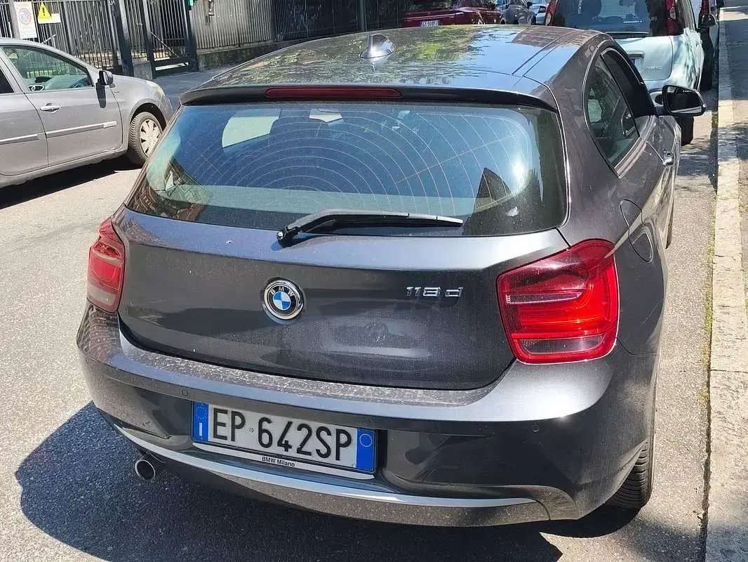 Usata BMW 118 143 CV (105 kW) 2013 Grigio Utilitaria