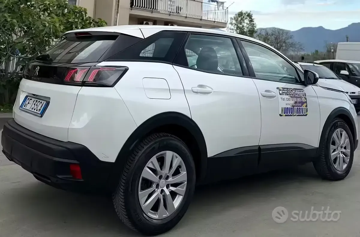 Usata Peugeot 3008 131 CV (96 kW) 2021 Bianco SUV