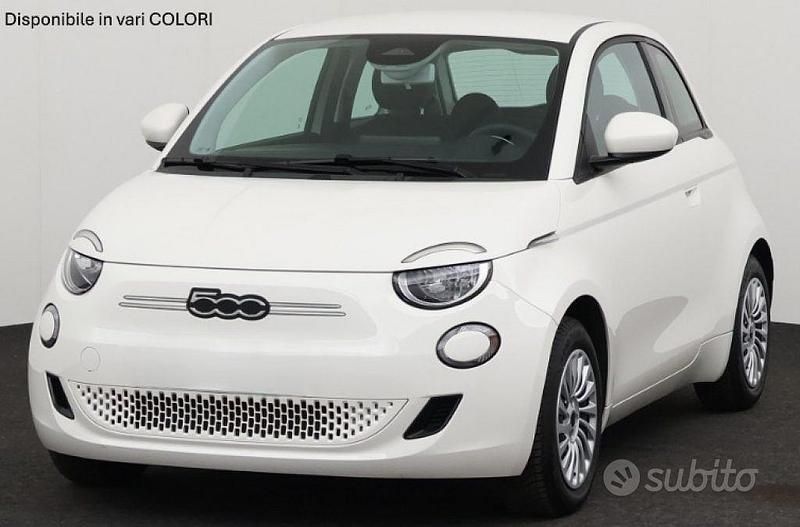 Usata Fiat 500e Icon 86 kW (118 CV) 2023 Bronzo Berlina
