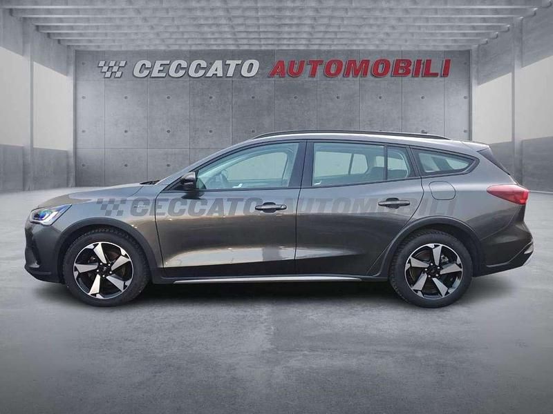 Usata Ford Focus Active 116 CV (85 kW) 2023 Grigio Station wagon