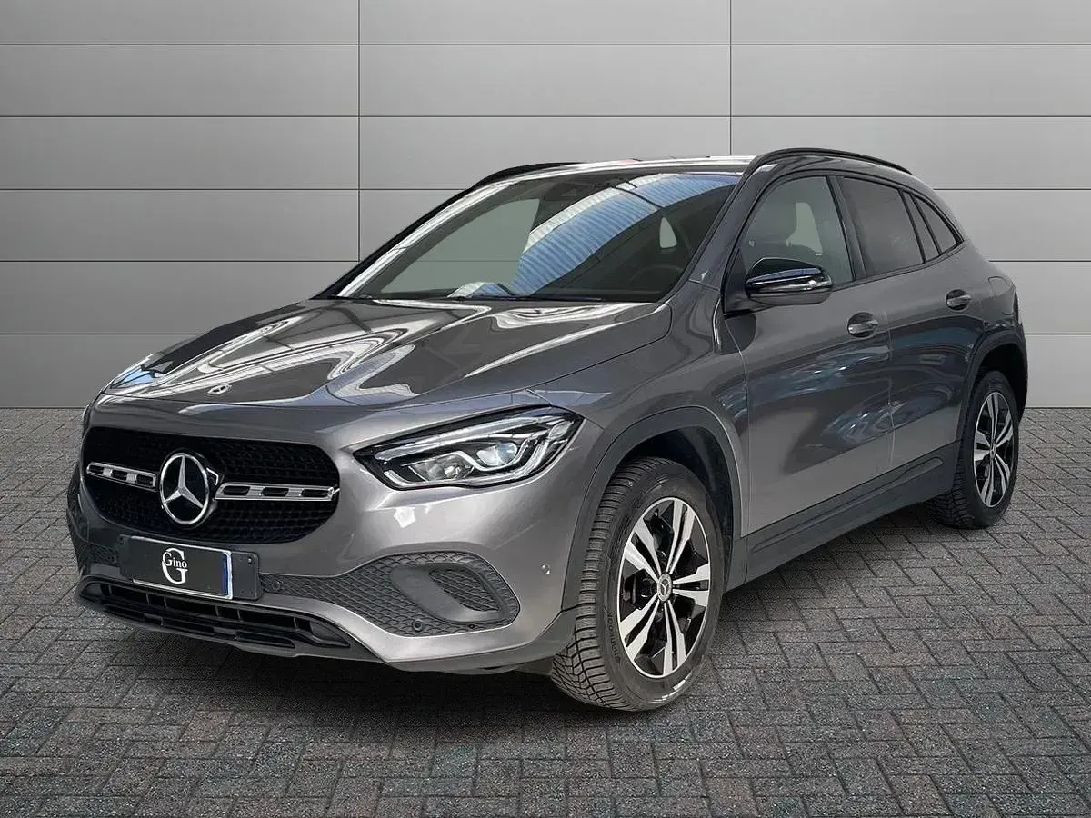 Usata Mercedes GLA250 160 CV (117 kW) 2022 SUV