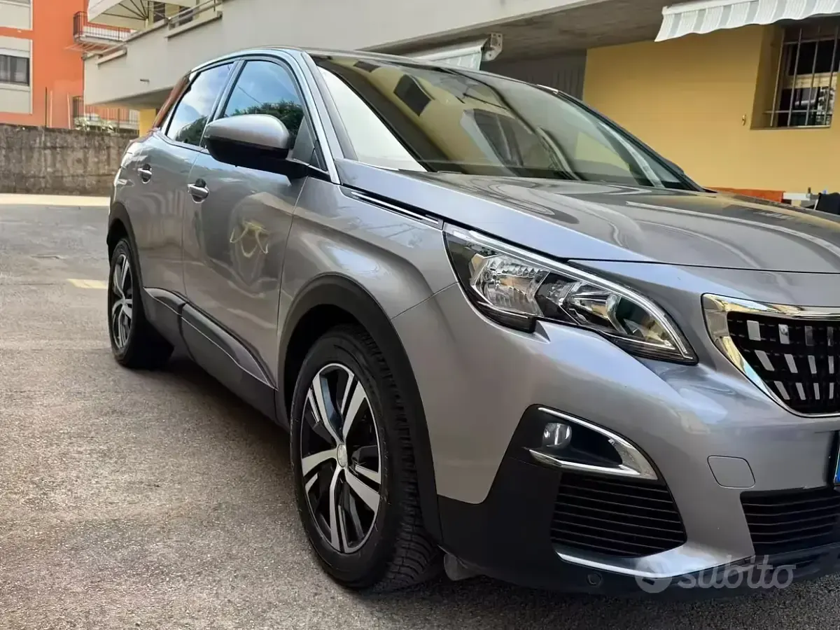 Usata Peugeot 3008 131 CV (96 kW) 2019 Grigio SUV