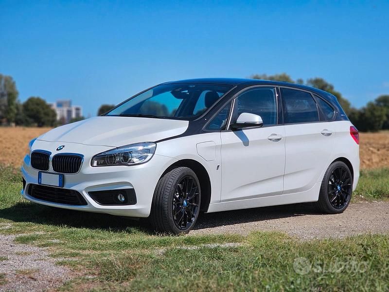 Usata BMW 225 240 CV (176 kW) 2017 Bianco Berlina