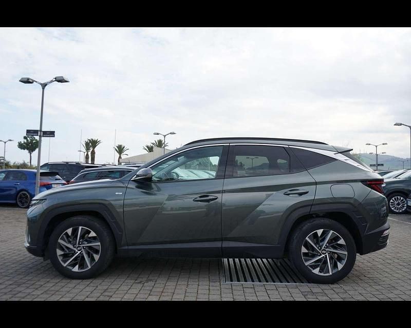 Usata Hyundai Tucson 136 CV (100 kW) 2022 Grigio/verde SUV