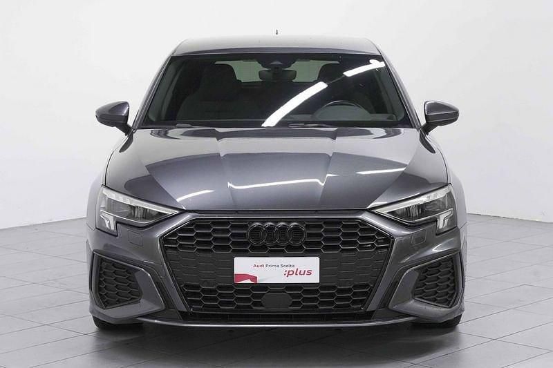 Usata Audi A3 Sportback S-Line 150 CV (110 kW) 2023 Grigio Utilitaria