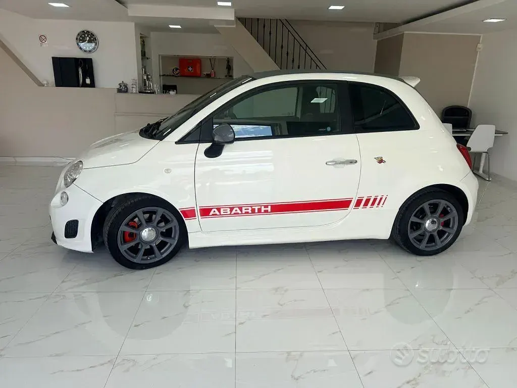 Usata Abarth 500C 140 CV (102 kW) 2012 Bianco Cabrio