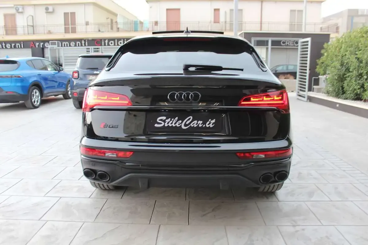 Usata Audi SQ5 Sportback Sport 341 CV (250 kW) 2023 Brillantschwartz metallic SUV