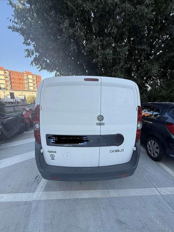 Usata Fiat Doblò Dynamic 120 CV (88 kW) 2011 Monovolume