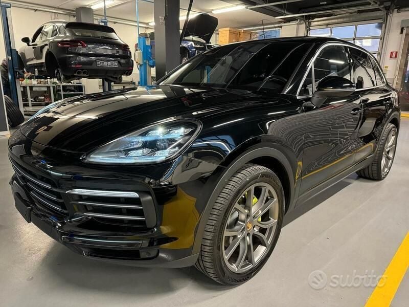 Usata Porsche Cayenne 462 CV (339 kW) 2019 Nero SUV