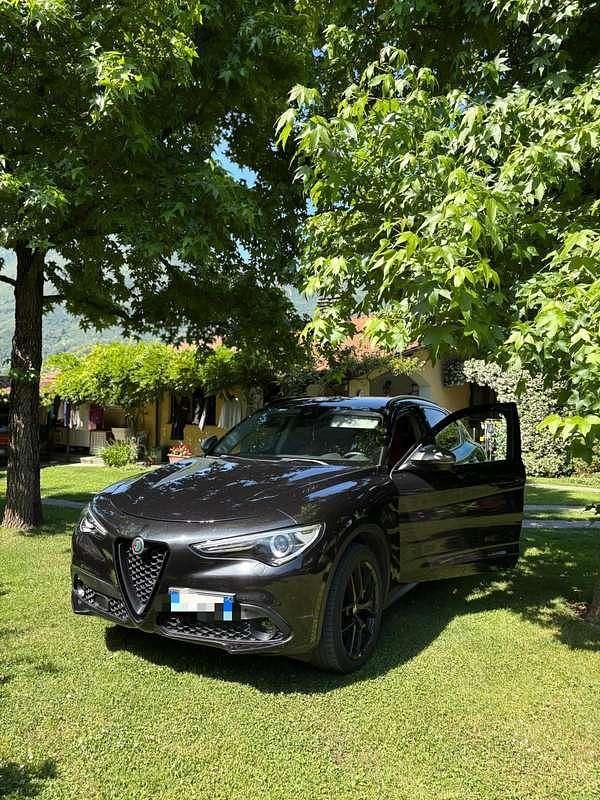 Usata Alfa Romeo Stelvio Tech Edition 209 CV (153 kW) 2019 SUV