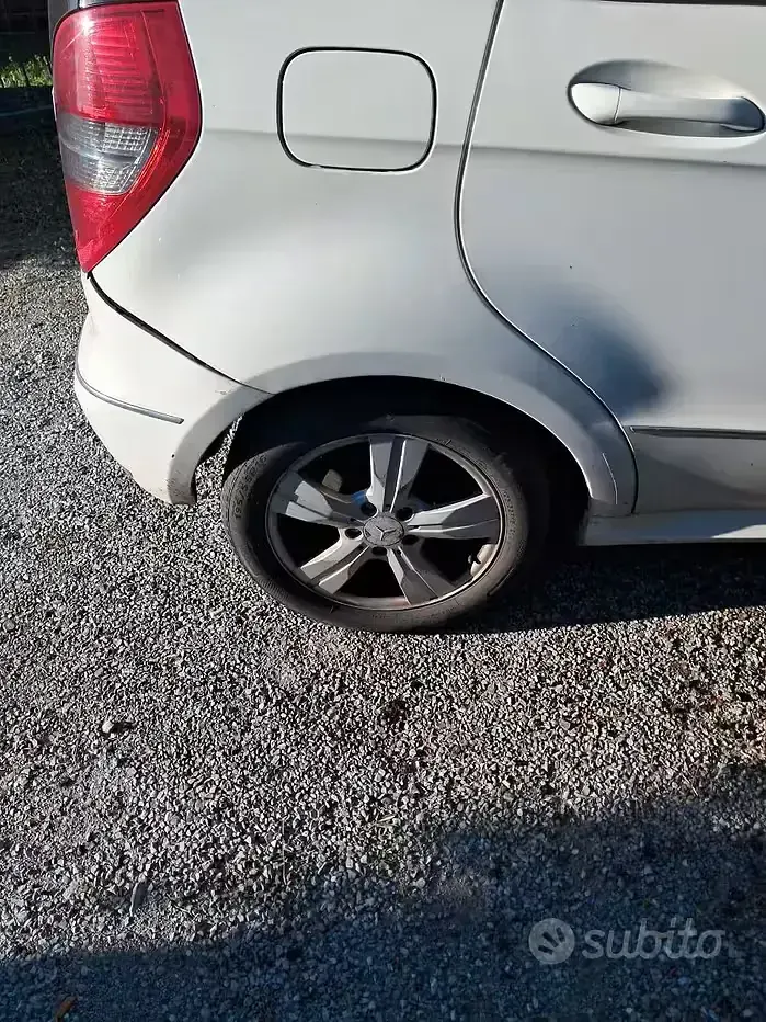 Usata Mercedes A160 95 CV (69 kW) 2011 Bianco Utilitaria