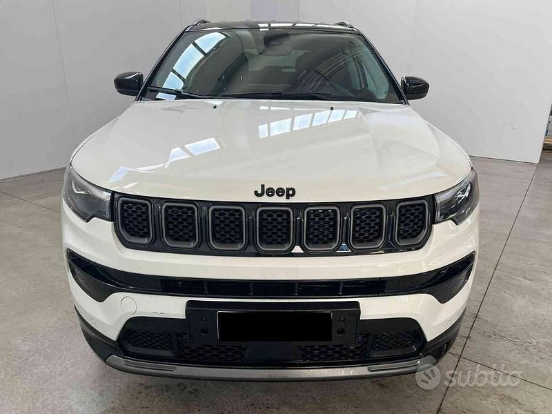 Usata Jeep Compass Summit 131 CV (96 kW) 2025 Bianco SUV