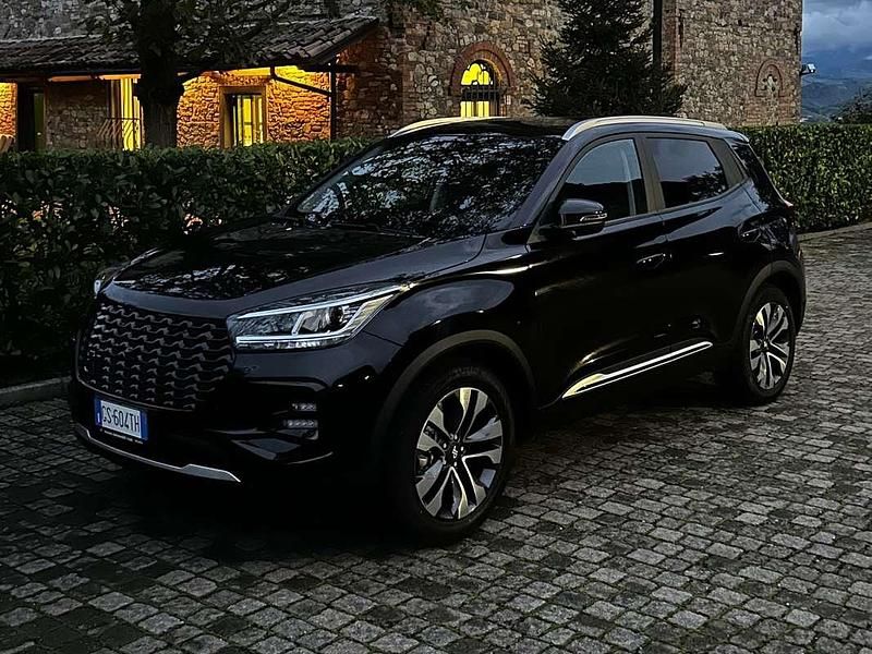 Nero Usata 2024 DR DR 5.0 SUV | 20.000 € (Cara) - Immagine 1/4