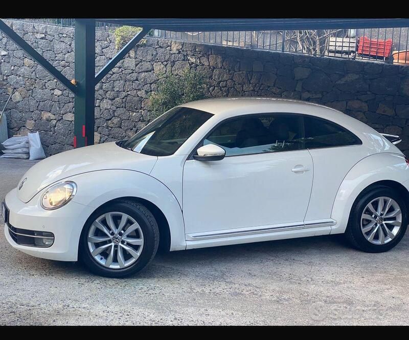 Usata VW Beetle 160 CV (117 kW) 2011 Utilitaria