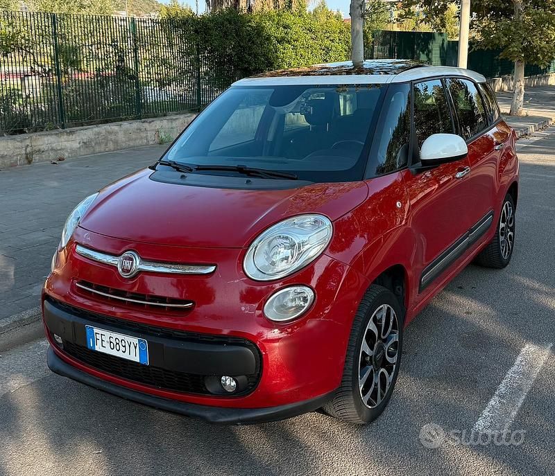Rosso Usata 2016 Fiat 500L Living Monovolume | 6000 € (Super prezzo) - Immagine 1/4